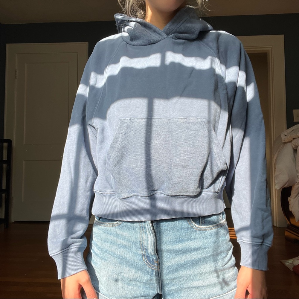 Aerie Size M Cropped Blue Hoodie.